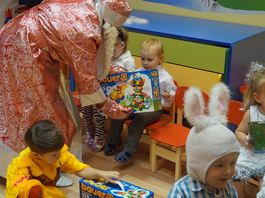 Новый год в детском саду Кроха